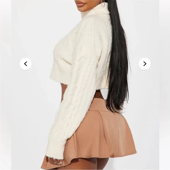 🤍New without tag🤍Fashion Nova Cream Cropped Knit Sweater - Picture 2 of 5